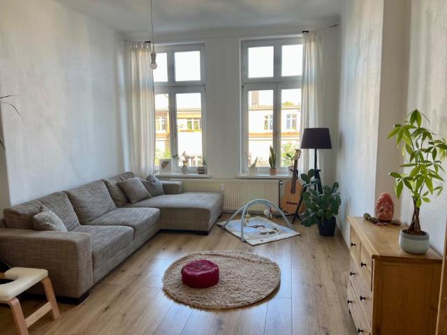 Möblierte 3 Raum Wohnung in Schleußig zur Zwischenmiete