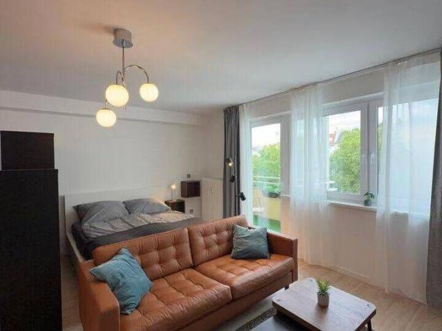 Möblierte 1 Zimmer Wohnung mit Balkon in Berlin Tiergarten