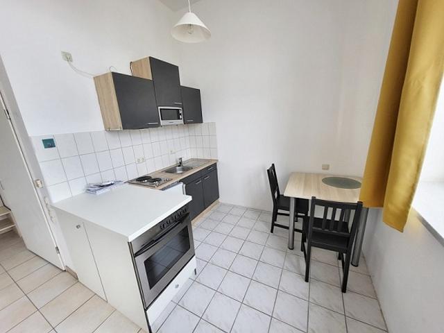 Möblierte 1 Raum Wohnung incl. Fußbodenheizung und Lift