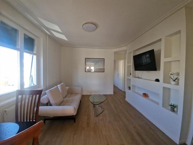 Möblierte 2.5 Zimmer Wohnung in Reinach zu vermieten