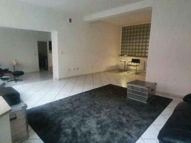 Möblierte 2,5 Zimmer Wohnung 87 m² in der Kölner Innenstadt