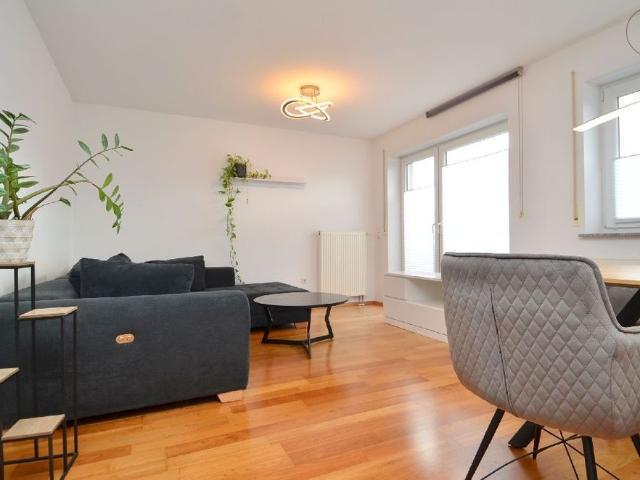 Möblierte 2 Zimmerwohnung mit 3 Balkonen in Ulm am Kuhberg