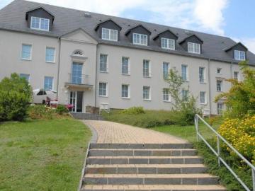 Möblierte 2 Zimmer Dachgeschosswohnung