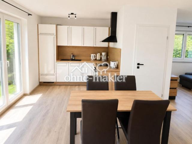 Möblierte 2 Zimmer Neubauwohnung, Terasse, PKW Stellplatz