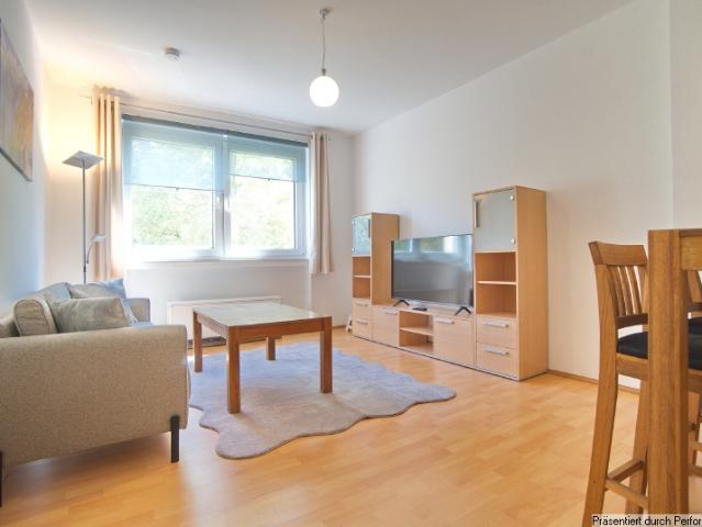 Möblierte 2 Zimmer Wohnung in Düsseldorf Derendorf, Nähe HSD und S Bahn