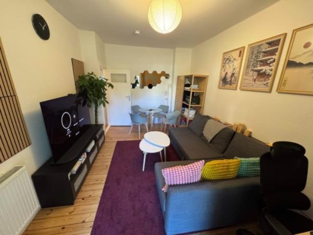Möblierte 2 Zimmer Wohnung. mit Balkon & Terrasse, Weißensee | 10.10.26–17.01.27 | 950 € pauschal | Anmeldung möglich