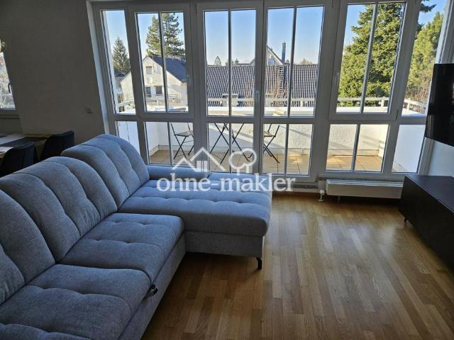 Möblierte 2 Zimmer Wohnung mit Balkon, TG Stellplatz und WLAN – ideal für Expats