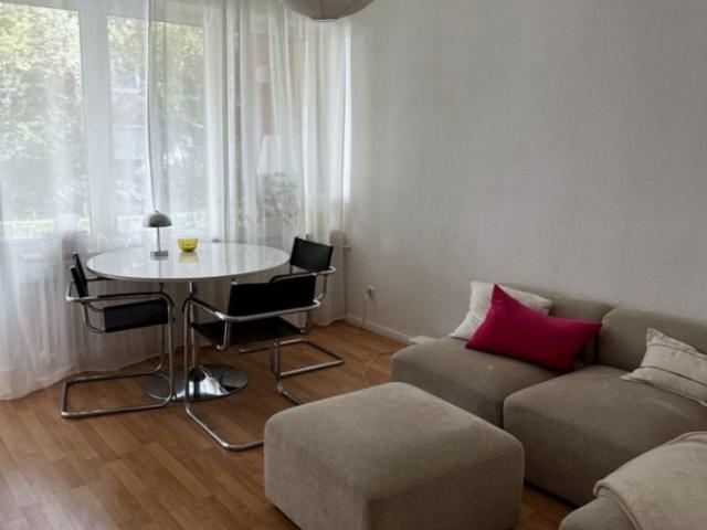 Möblierte 2 Zimmer Wohnung mit Balkon und Garten in Barmbek Süd – Zwischenmiete