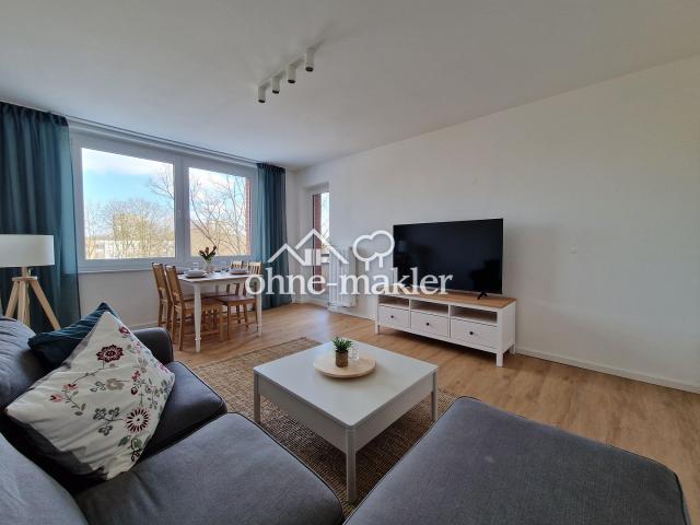 Möblierte 2 Zimmer Wohnung mit Fahrstuhl und Balkon im 4. OG