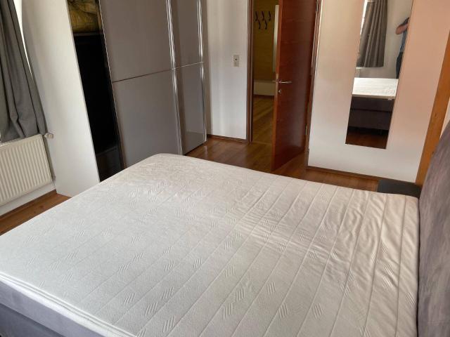 Möblierte 2 Zimmer Wohnung mit Parkplatz ab Oktober 2026