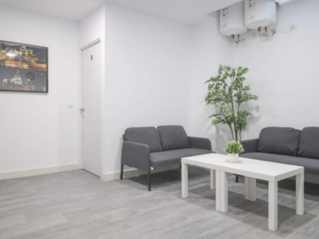 Möblierte 42 m2 Wohnung in Frankfurt am Main – Kurzzeit und Langzeitmiete möglich