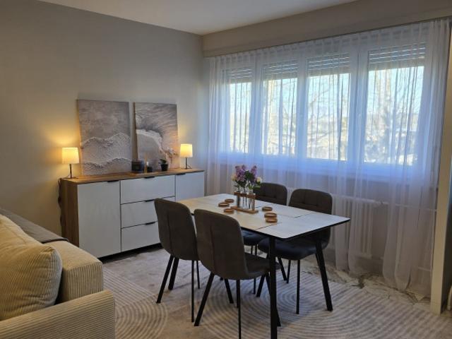 Möblierte 4 Zimmer Wohnung im 5. Stock in Meyrin 1217