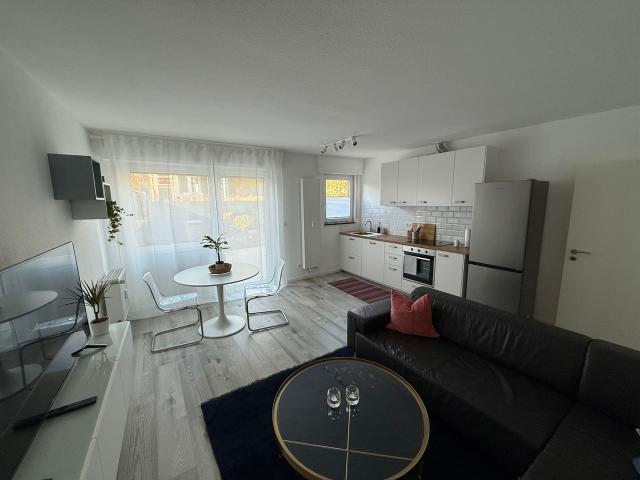 Möblierte 63 m² Wohnung in Frankfurt All incl./ Furnished apartment in Frankfurt all inclusive, Frankfurt Amsterdam Apartments for Rent