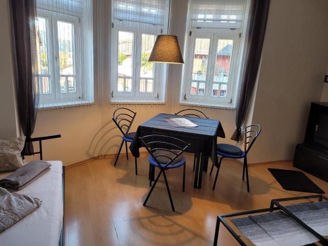 Möblierte Garconniere
