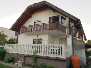 Apartment for rent in 2601 - Parkplatz