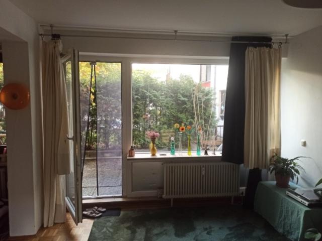 Möblierte Innenstadtwohnung mit privater 20 m2 Terrasse