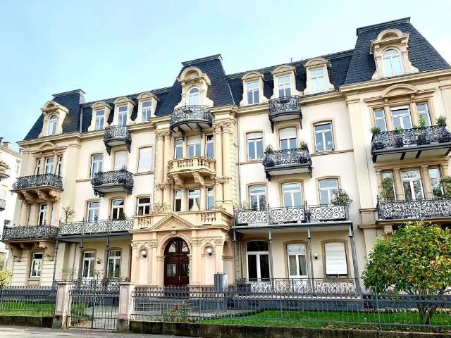 Möblierte Luxus 2 Zimmerwohnung im ehem. Hotel Bristol, exponierte 1A Lage, repräsentativ, ruhig