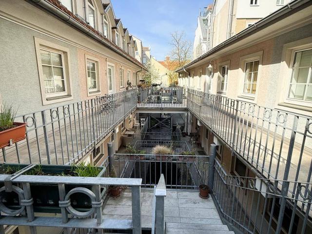 Möblierte Maisonette Neubau 70m² mit Balkon zum Innenhof