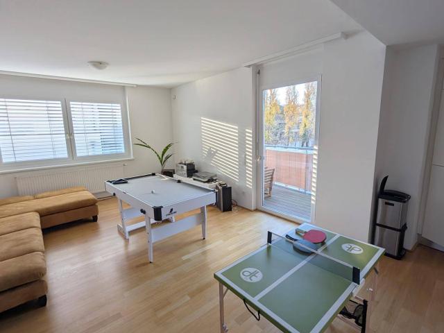 Teilmöblierte 2 Zimmer Dachgeschosswohnung im Orchideenpark | Terrasse, Pool, Fitness & optionaler Garagenplatz