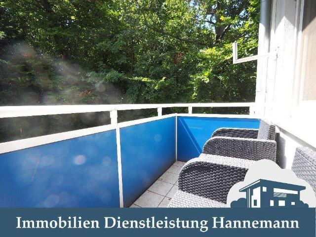 möblierte Wohnung 2 Zi ruhig und hell, 2. OG, 2 x Blk EBK, Gas Kamin mit Blick über Stuttgart