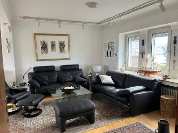 Möblierte Wohnung auf 2 Ebenen mit Balkon 135,5qm2 in ruhiger Wohnlage in Meerbusch