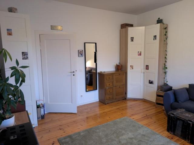 Möblierte Wohnung mit Balkon in Tempelhof – 3 Monate III Möblierte Wohnung mit Balkon in Tempelhof – für 3 Monate Furnished Apartment with Balcony in Tempelhof – 3 Months III Möblierte Wohnung mit Balkon in Tempelhof – für 3 Monate