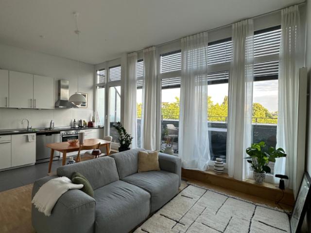 Möblierte Untermiete | 55 m2 mit Dachterrasse & Hamburg Panorama