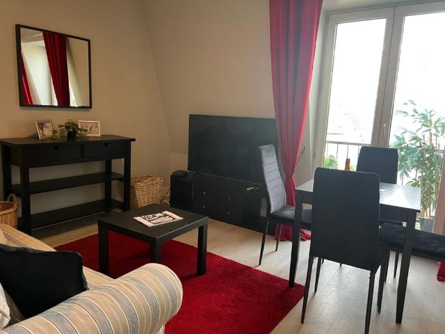 Möblierte Zwei Zimmer Wohnung, EU Area