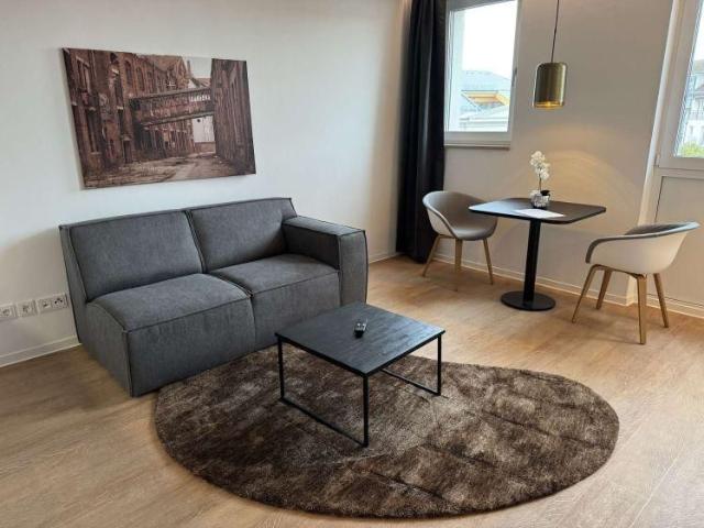 MÖBLIERTES APARTMENT IN BESTER LAGE