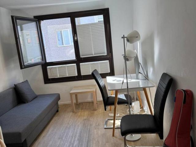 Möbliertes Apartment in Bestlage – München Maxvorstadt Unive