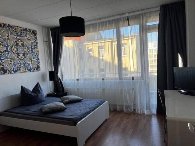 Möbliertes Apartment mit einem Balkon am Kurfürstendamm