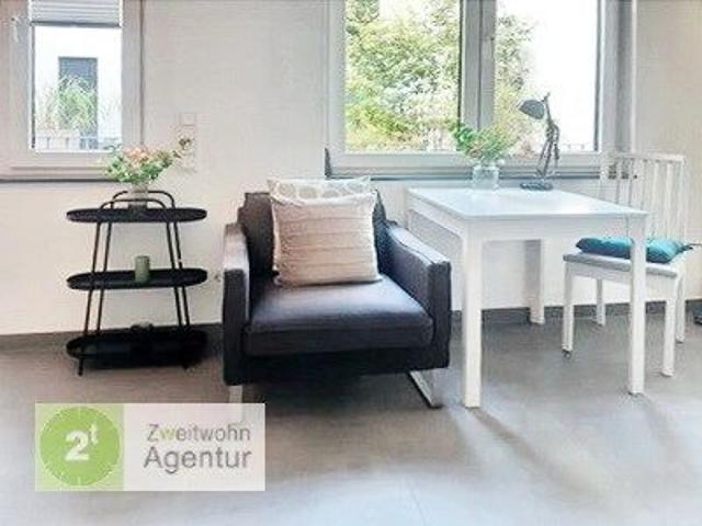 Möbliertes Apartment mit Terrasse in guter Lage, Düsseldorf Derendorf, Weißenburgstr