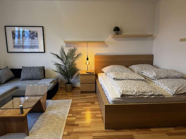 Möbliertes City Apartment mit Aufzug & Stellplatz – ideal für Berufstätige auf Zeit