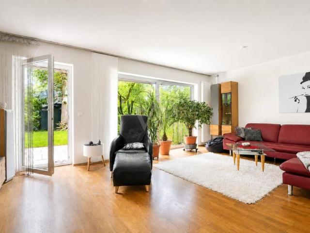 Möbliertes Reihenendhaus mit Garten in ruhiger Lage zu vermieten