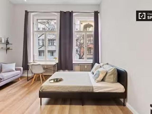 Möbliertes und ausgestattetes Studio in Berlin Schöneberg