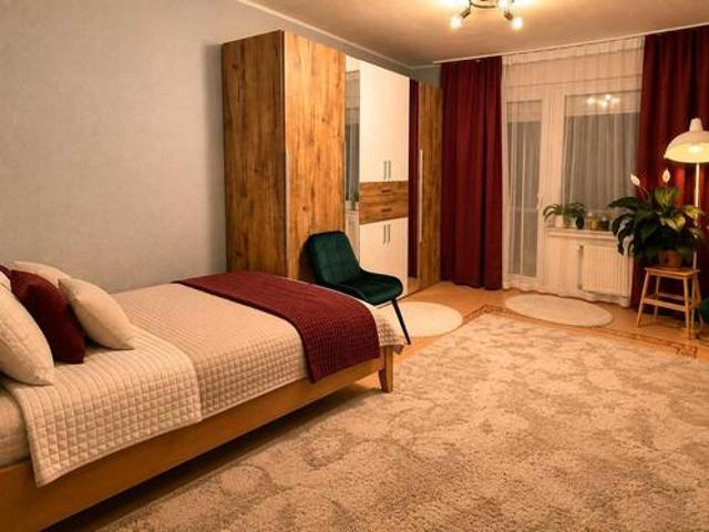 Möbliertes WG Zimmer mit Balkon in Köln – Nähe ZooFlora