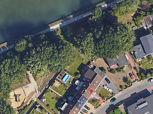 Möbliertes Wohnen in Garbsen Ruhige Lage Terrasse Garten direkt am Kanal, Garbsen Amsterdam Apartments for Rent