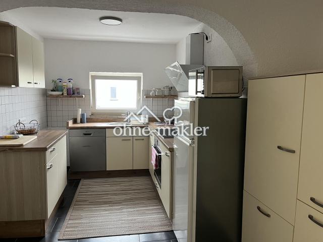 Möbliertes Zimmer in einer WG