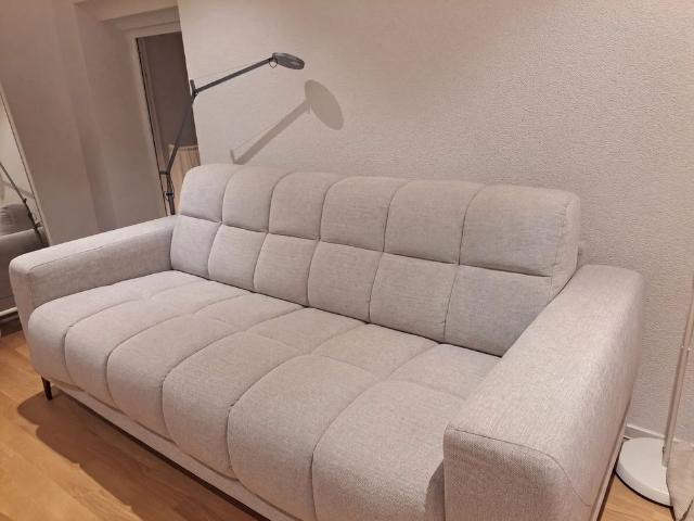 Möbliertes 1.5 Zimmer Studio mit Terrasse in Fahrweid mieten
