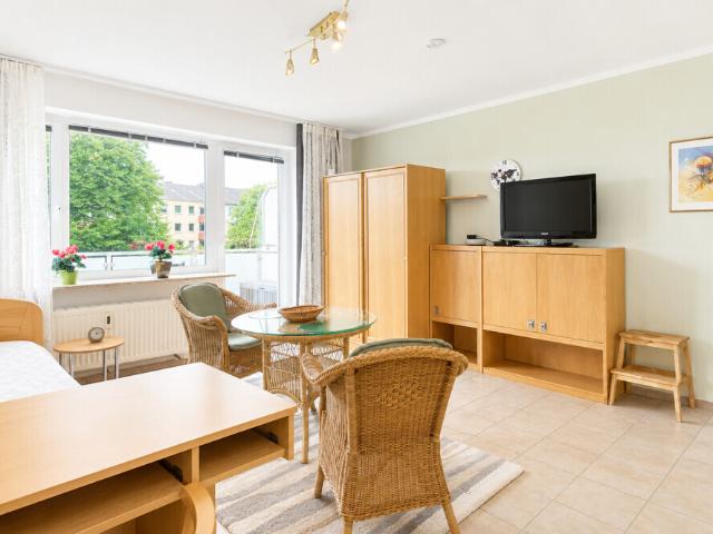 Möbliertes 1 Zimmer Apartment mit Balkon in bevorzugter Wohnlage von Düsseldorf Rath