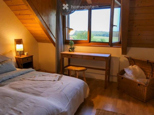 Möbliertes 3.5 Zi. Serviced Apartment Tiere willkommen