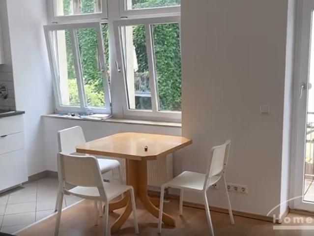 25934 HomeCompany Dresden Möbliert/Furnished 2 Zimmer Apartment mit Balkon in Dresden Neustadt max 3 Personen