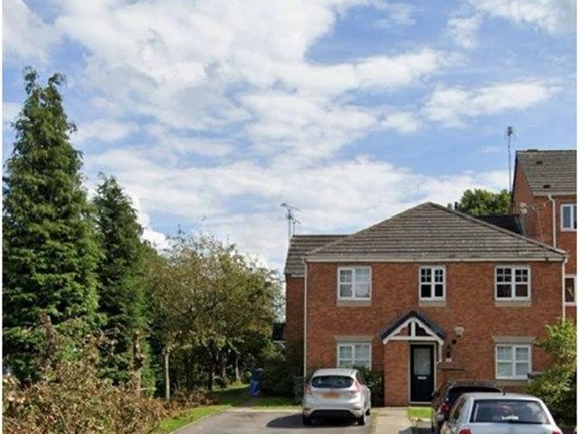 Moccasin Way, Stafford ST16, 2 bed flat to rent, £900 pcm | PrimeLocation