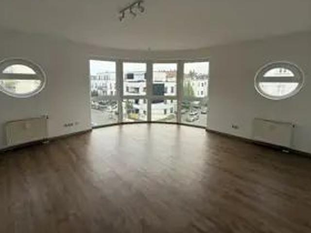 Möckern ruhige Wohnung mit Erkerzimmer und EBK!