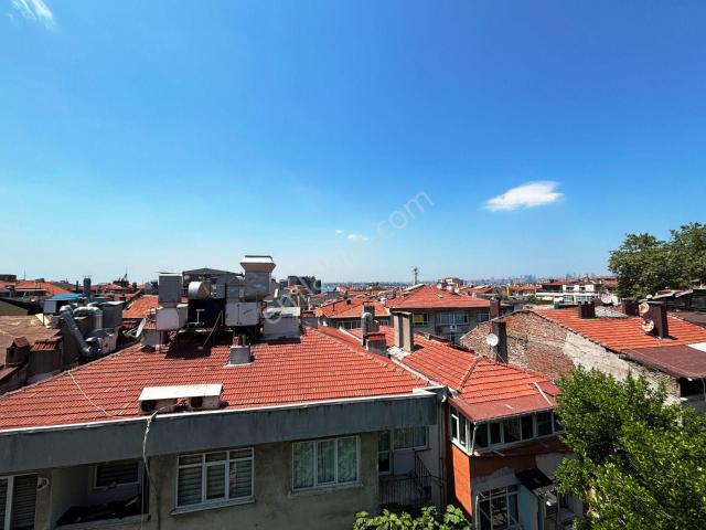 Moda Kilise Karşısı 4.kat Kiracısız Manzaralı 139m2 Satılık 3+1
