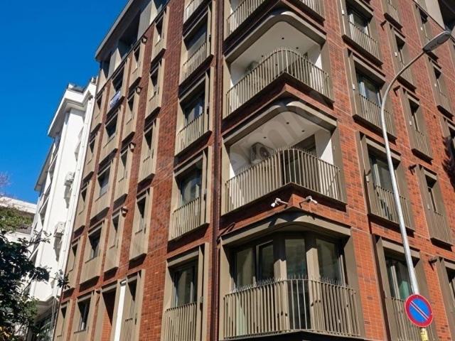 Moda'da Sahile 50m, Sıfır 2+1 Kiralık Daire