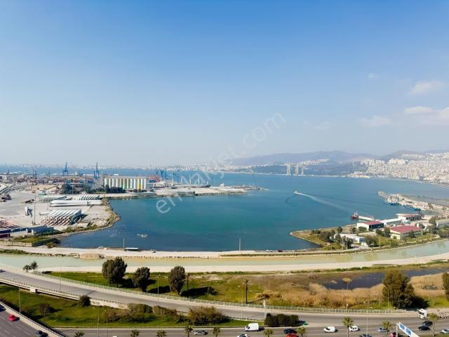 Modda Port'ta Deniz Manzaralı Akıllı Ev Lüks Kiralık 3+1