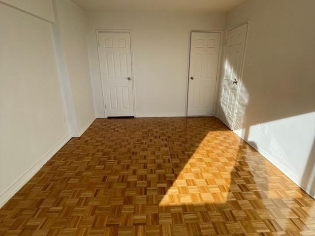 model 405 Deguire 1 Bedroom Apartment for Rent at 405 Boul Deguire, Montréal, QC H4N 1P9 Chameran