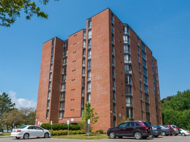 Model 627 MacDonald Ave 2 Bedroom Apartment for Rent at 627 Macdonald Ave, Sault Ste. Marie, ON P6B 6A6