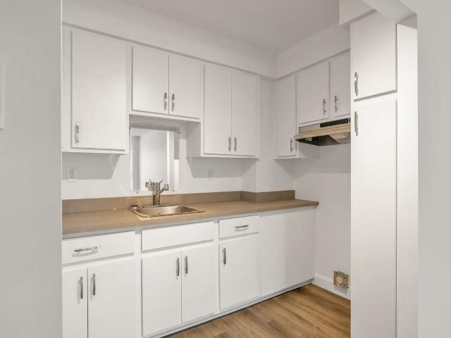 model 1805 Rue De Grandville 1 Bedroom Apartment for Rent at 1805 Rue De Grandville, Québec, QC G1J 1V7 Maizerets